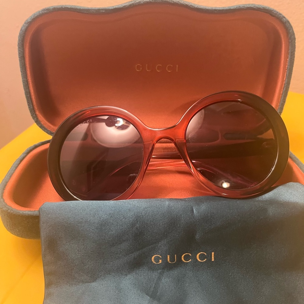 Gucci Bold Brown Round Sunglasses